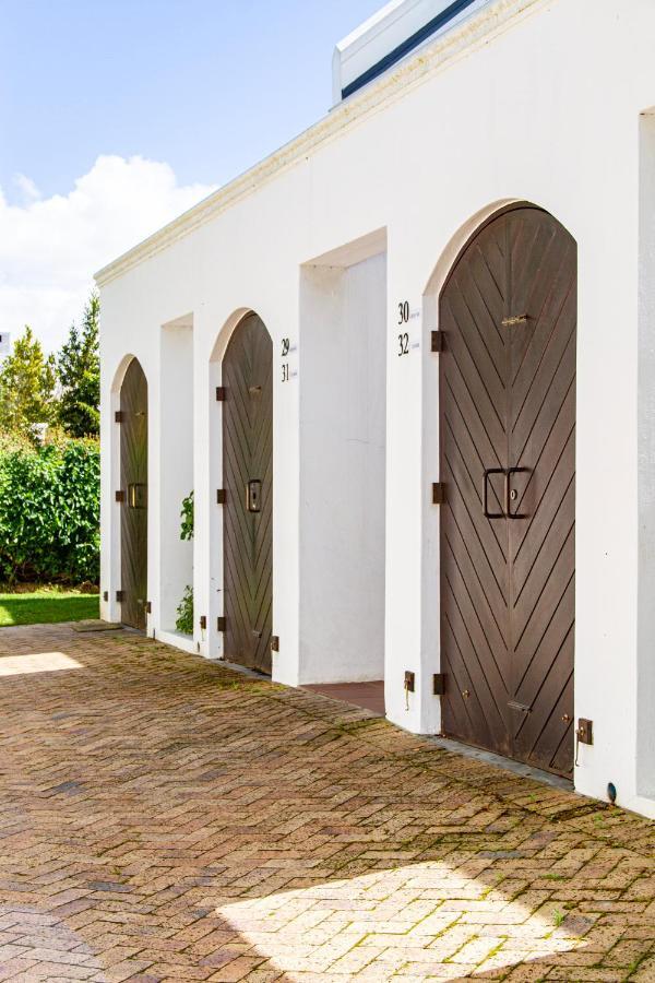 Collection Luxury Apartments 31 Winelands Lodge Stellenbosch Bagian luar foto